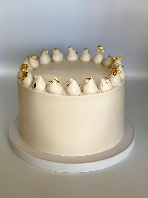 Simplistic Cakes